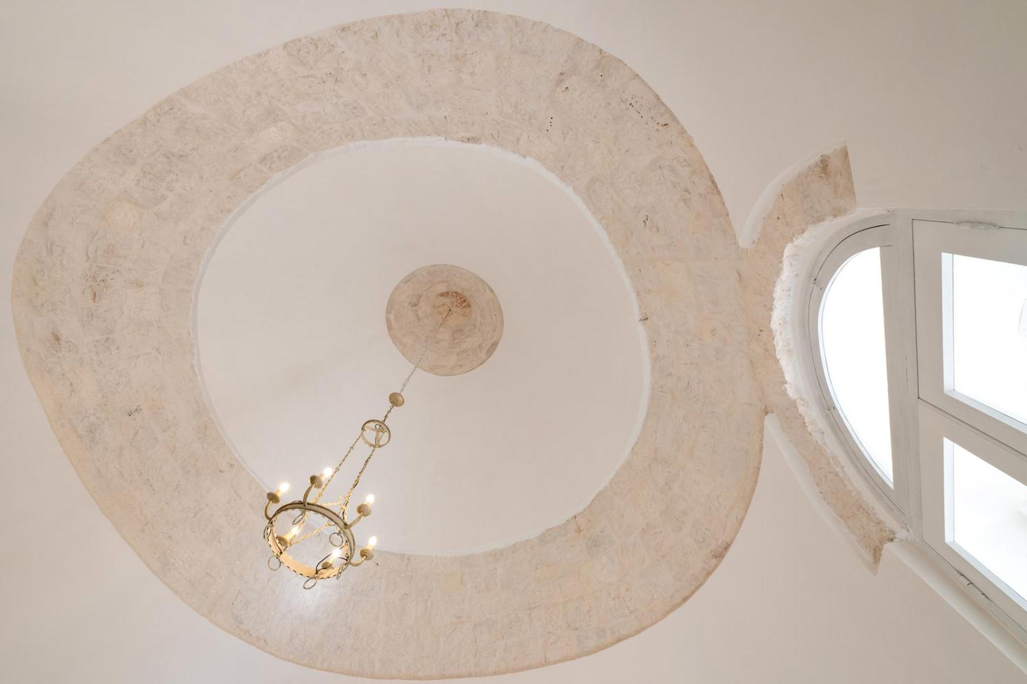 Trullo Degli Anelli In Masseria Cisternino Exterior photo